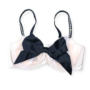 Victoria's Secret Dream Angels Push-Up Without Padding Bra Satin Bow Beige